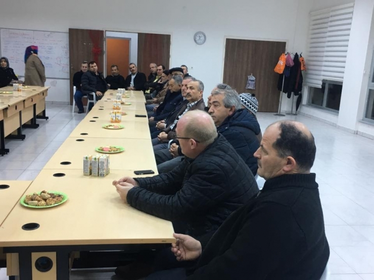 Ak Parti Ertuğrulgazi Mahallesi Danışma Meclisi Toplantısı Yapıldı