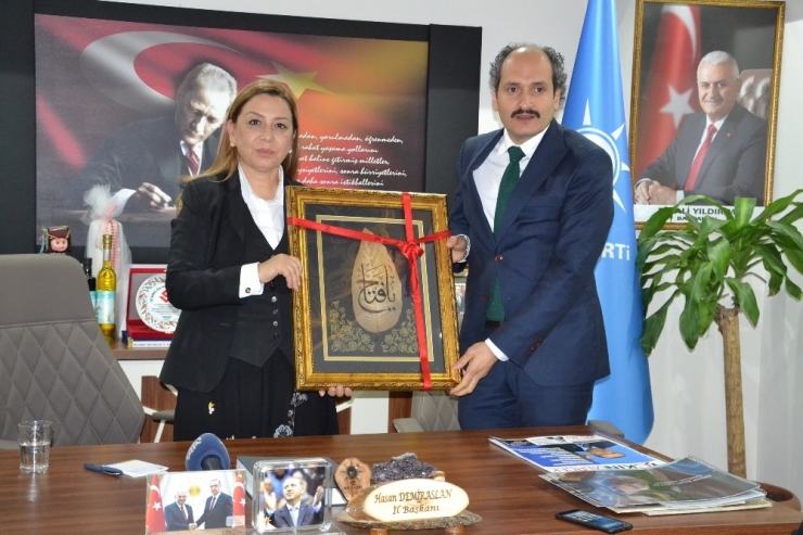 Ak Parti Genel Başkan Yardımcısı Çalık: "Kudüs Konusunda Müslümanlar Tek Vücut Olmalı"