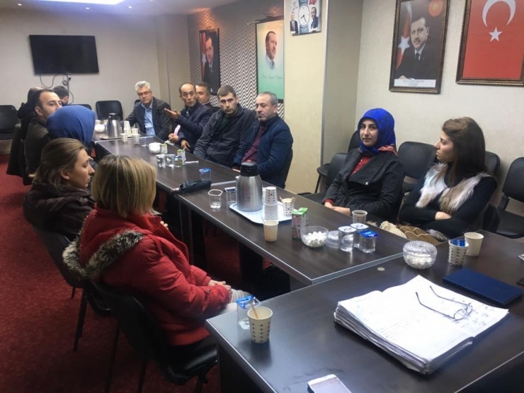 Ak Parti Merkez İlçe Yönetim Kurulu Toplandı