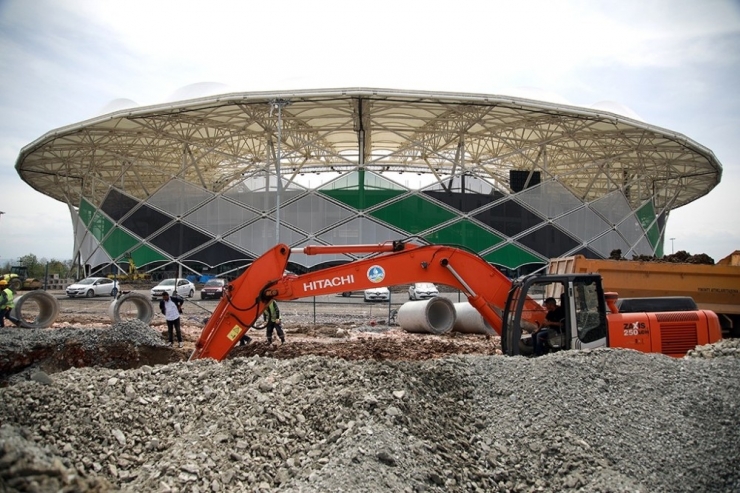 Saski, Sağlam Alt Yapı Çalışmalarına Devam Ediyor