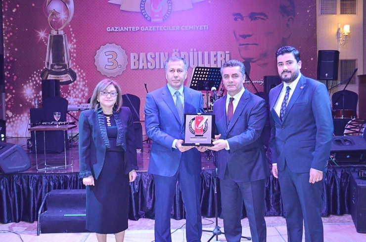 Gazetecilik Ödülleri’ne Başvurular Başladı