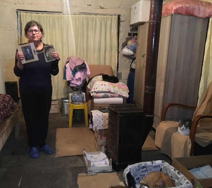 Kimsesizdi, Şimdi De Evsiz Kalacak