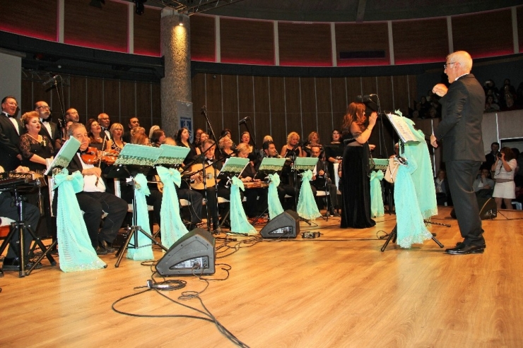 Zeki Müren Doğum Gününde Bodrum’da Anıldı