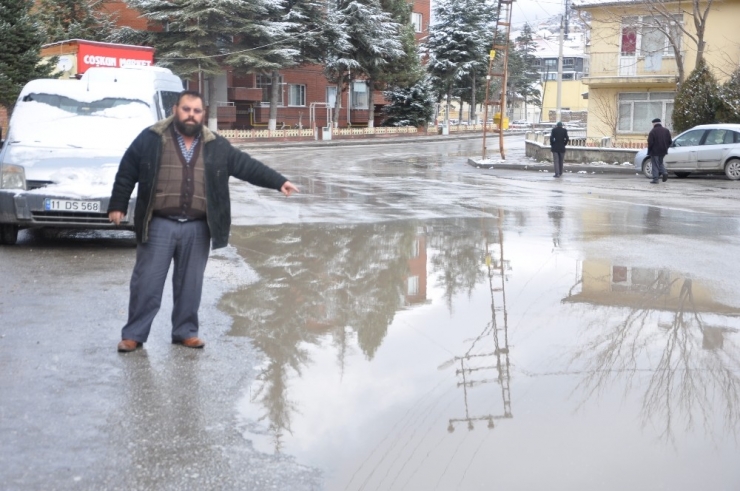Su Birikintileri Vatandaşı İsyan Ettirdi