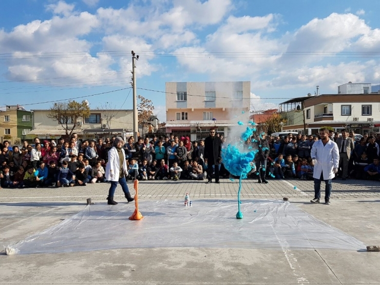 Yunusemre’de Bilim Şenliği Başladı
