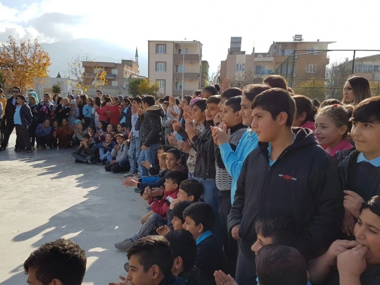 Yunusemre’de Bilim Şenliği Başladı