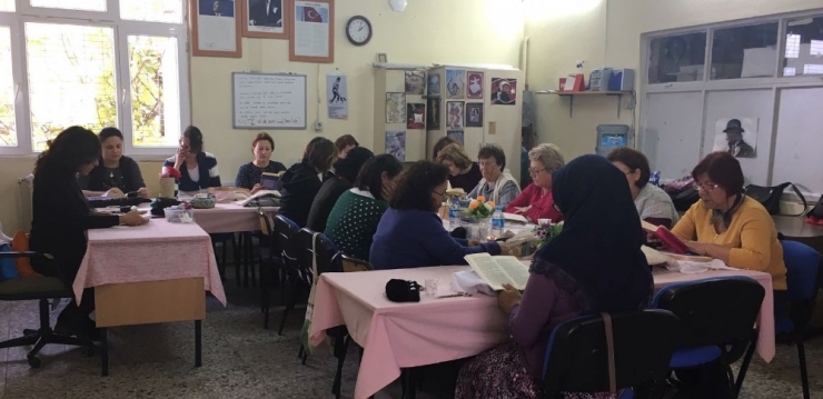 Ayvalık Halk Eğitimi Merkezi’nden Anlamlı Proje