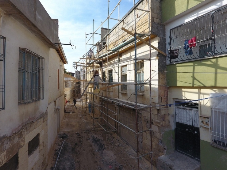 Gaziantep’te Tarihi Mahallelerin Restorasyonu Sürüyor