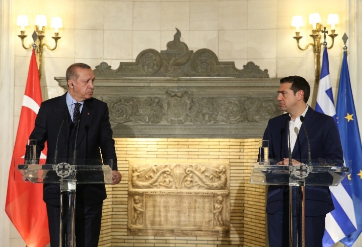 Cumhurbaşkanı Erdoğan: “Lozan’ı Hemen Ege’ye Hasredip İşi Bitirmeyelim”