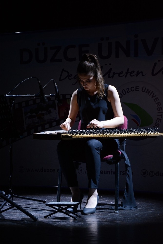 Gökkuşağı Sanat Festivalinde Kanun Resitali