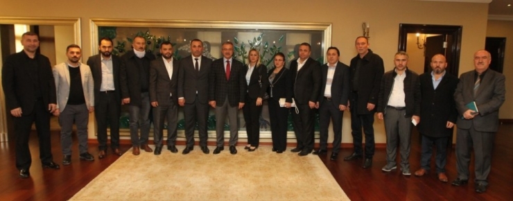 Başkan Köşker Giresunluları Ağırladı