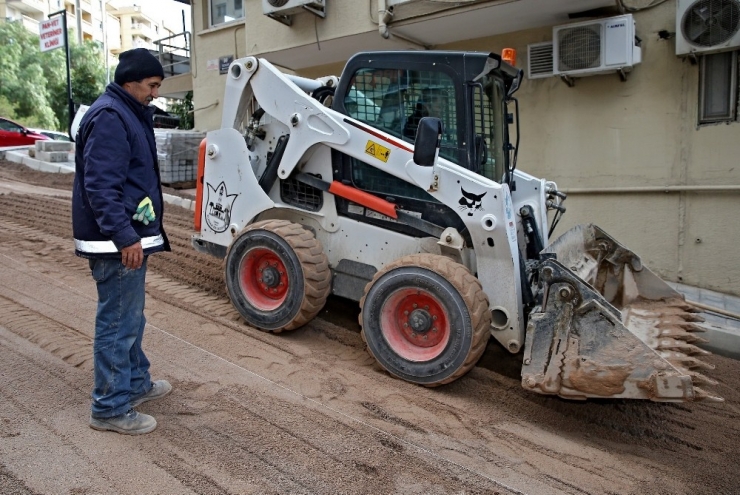 Konak’ın Sokakları Güzelleşiyor