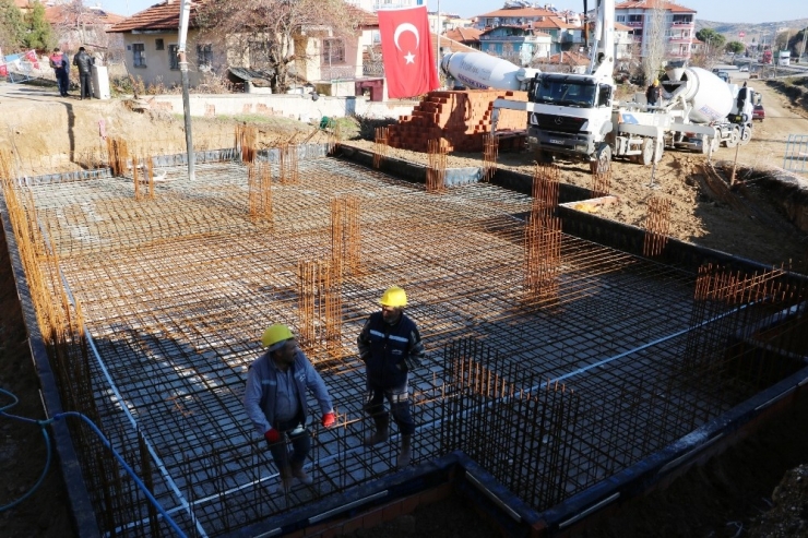 Bakan Yılmaz’dan İmam Hatip Okulları Eleştirilerine Yanıt