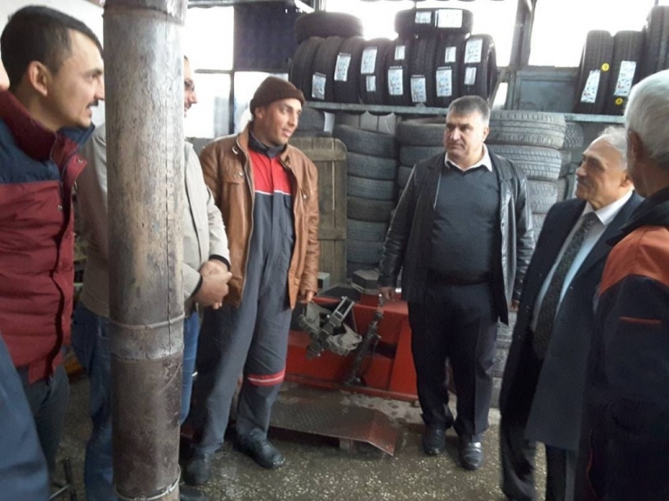 Niğde Belediye Başkanı Özkan Sanayi Esnafını Ziyaret Etti