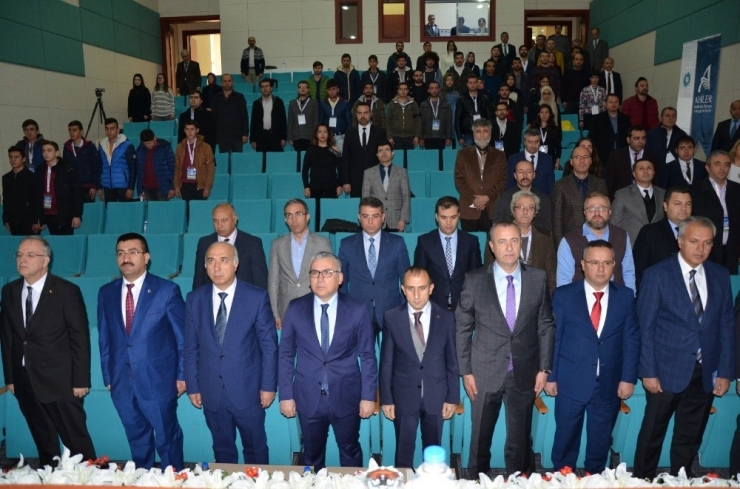 Niğde’de Yenilenebilir Enerji Zirvesi Başladı