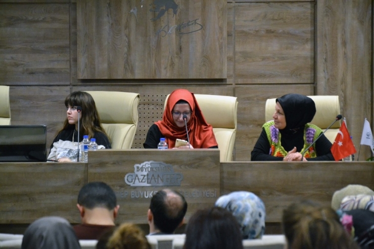 Öğretmenler Yazarlarla Buluştu