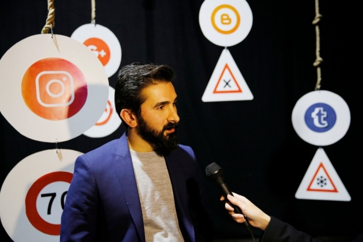 ‘Twitter Fenomeni Romeo Instagirl Juliet’ Küçükçekmece’de Gala Yaptı