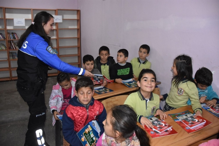 Polisten Öğrencilere Güvenlik Eğitimi