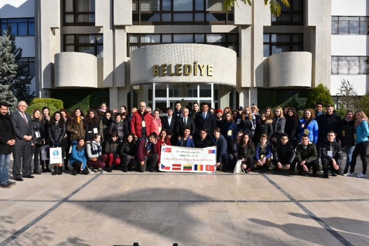 Başkan Kayda, Yabancı Öğrencileri Ağırladı