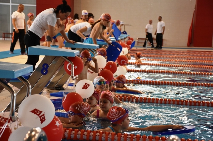 “Geleceğe Kulaç Atıyoruz Projesi” Türkiye 1’incisi Oldu