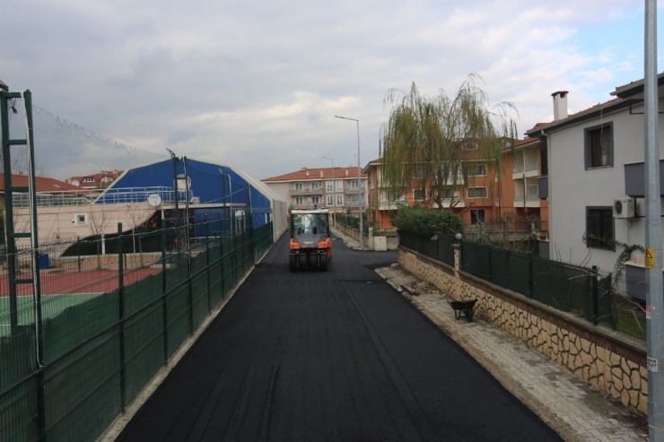 Serdivan’da 160 Farklı Noktada Asfalt Çalışması Yapıldı