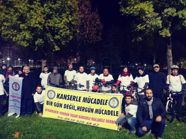 Kanserle Mücadele İçin Pedal Çevirdiler