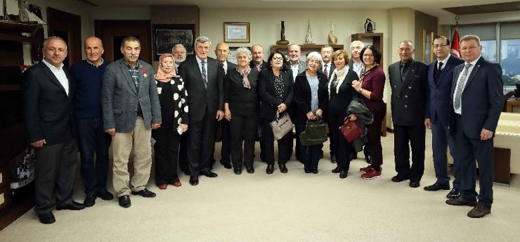 Başkan Karaosmanoğlu, Kocaeli Kent Konseyi’ni Ağırladı