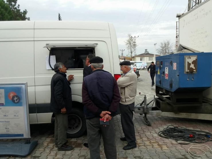 Vezirhan Belediyesi Ve Tüvtürk İşbirliğinde Traktör Muayenesi