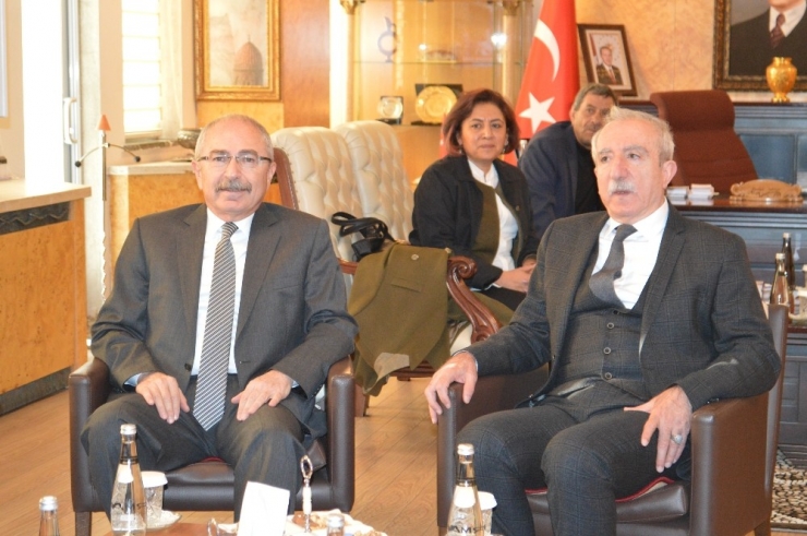 Ak Parti Milletvekili Orhan Miroğlu: