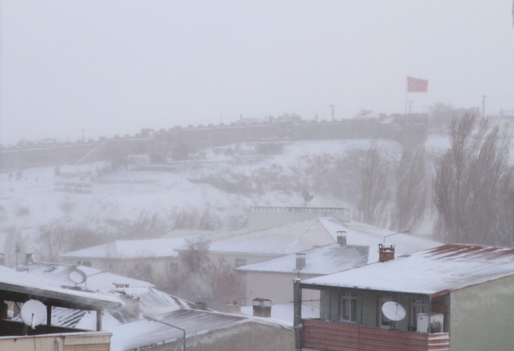Ardahan’da Eğitime Kar Engeli
