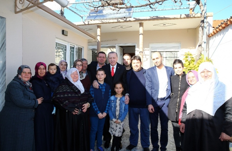 Cumhurbaşkanı Erdoğan, Cuma Namazını Gümülcine’de Kıldı