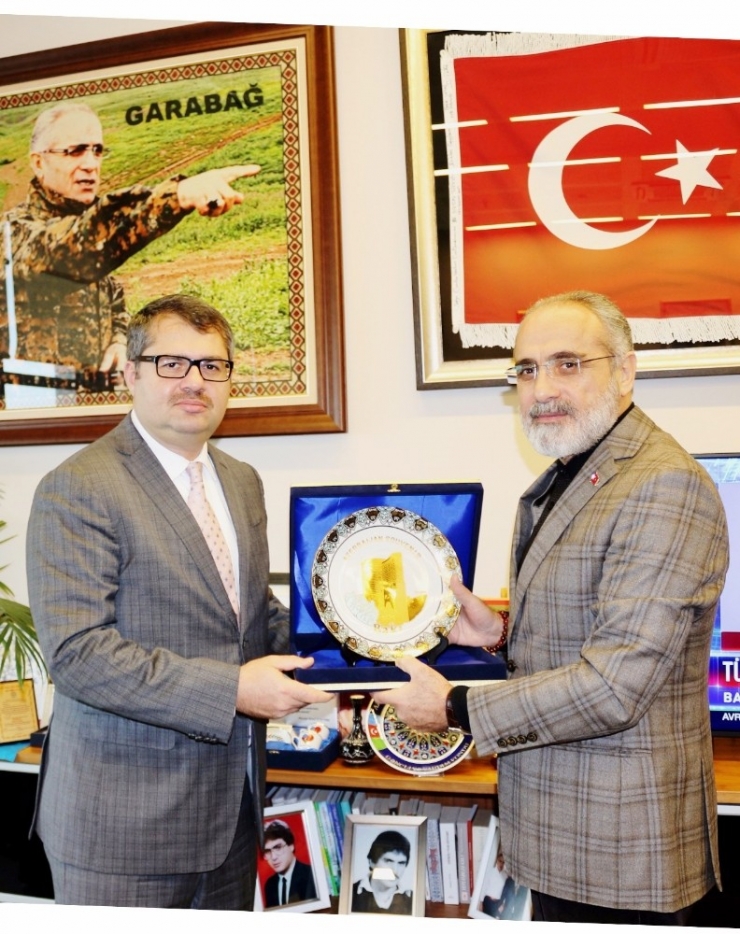 Cumhurbaşkanı Başdanışmanı Topçu, Azerbaycan Ankara Büyükelçisi İbrahim İle Bir Araya Geldi
