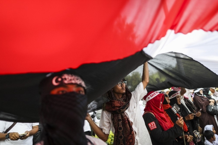 Endonezya’dan Trump’ın Kudüs Kararına Protesto