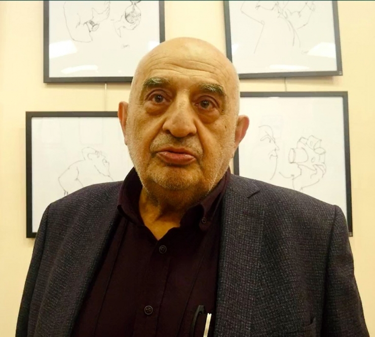 Karikatürist Çınar Şahenk İlk Yurtdışı Sergisini Paris’te Açtı