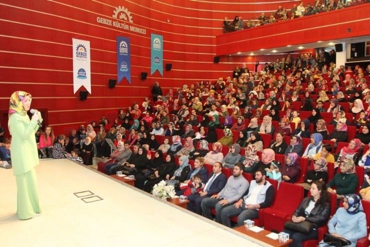 Hatice Kübra Tongar Gebze’ye Geliyor