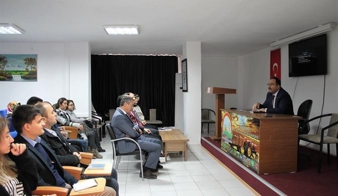 Kadro Güçlendiren Memurlara Oryantasyon Eğitimi Veriliyor