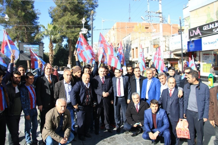 Kızıltepe’de ‘Hamsi Festivali’ Renkli Görüntülere Sahne Oldu