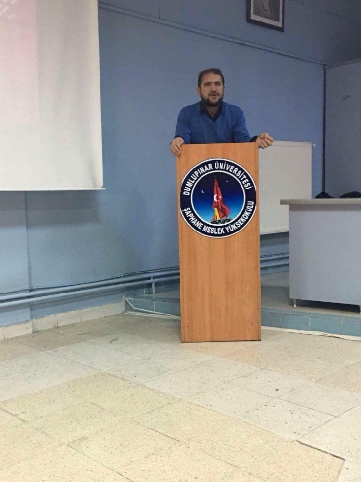 Şaphane Meslek Yüksekokulu’nda ’Dilimiz Kimliğimizdir’ Konulu Konferans