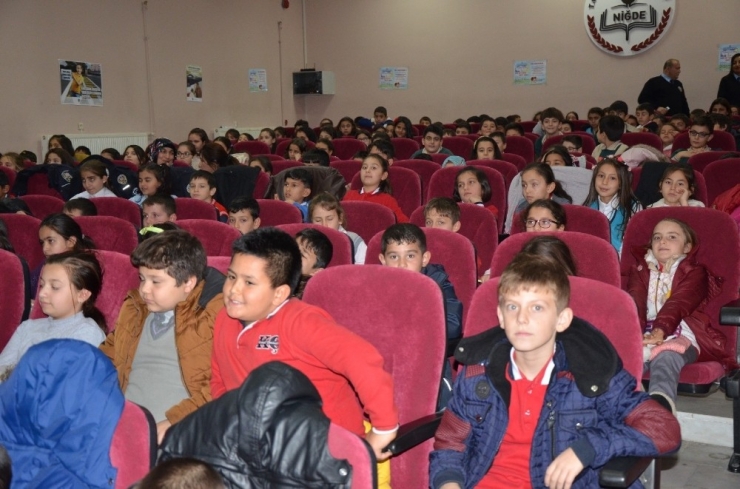 Öğrencilere Trafik Eğitimi Verildi