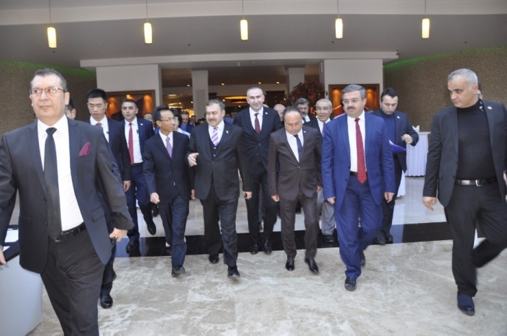 Bakan Eroğlu: “İnşallah 2018 Yılında Da 7.5 Milyon Çinli Turisti Bekliyoruz”