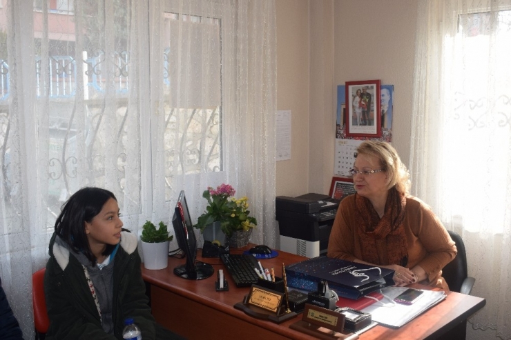 Öğrencilerden Kadın Muhtarlara Ziyaret