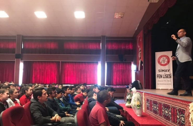 Simav’da Öğrencilere Motivasyon Ve Stres Yönetimi Eğitimi