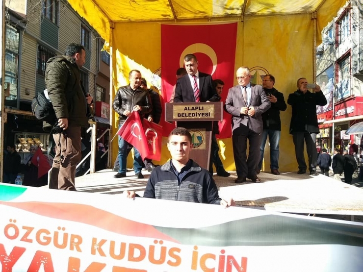 Trump’ın Kudüs Kararı Alaplı’da Protesto Edildi