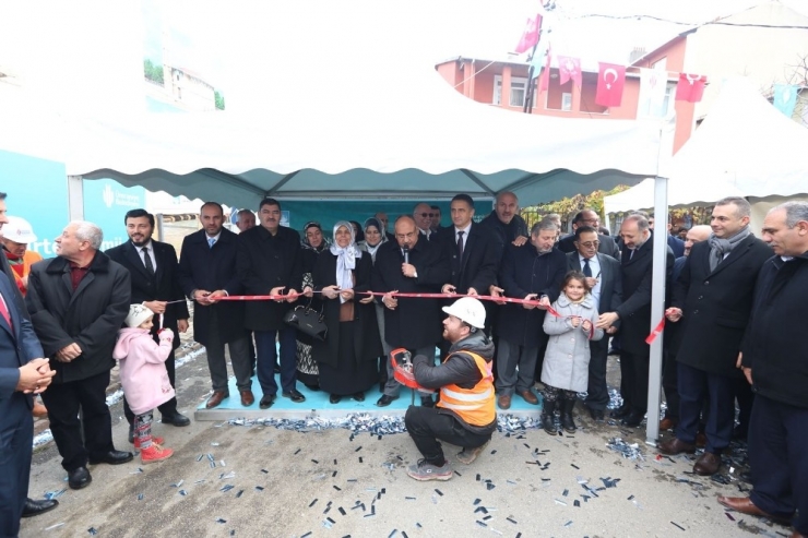 Ümraniye’de Hacı Nurten Camii Ve Sosyal Tesisinin Temeli Törenle Atıldı