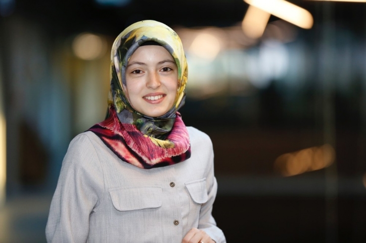 Agü Öğrencilerinin Projeleri İngiliz Kraliyet Seçkisi’nde Yer Aldı