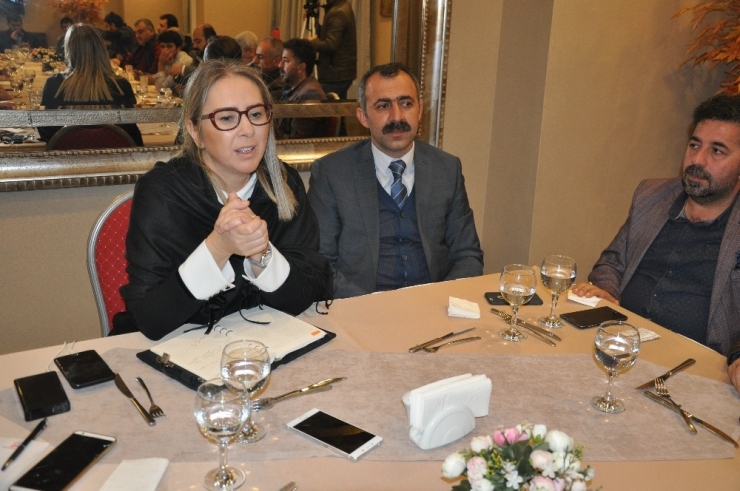 Ak Parti Mardin Milletvekili Ceyda Bölünmez Çankırı Basın Mensupları İle Bir Araya Geldi