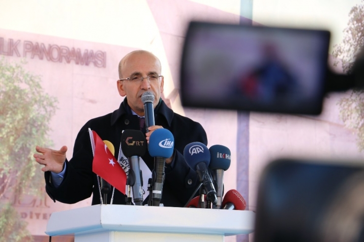 Şimşek: "Coğrafyamızda 100 Yıl Öncesinde Olduğu Gibi Büyük Bir Oyunun Yeni Sahneleri Oynanıyor"