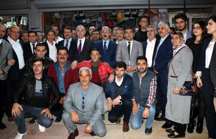 Bakan Özlü: "Trump’ın Kararı Sorumsuz Bir Karardır"