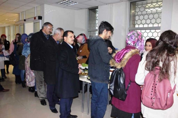 Bingöl’de Köy Okulları İçin Kermes