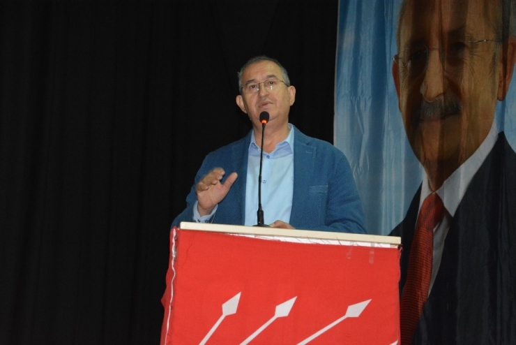 Chp Aliağa İlçe Başkanlığına Özcan Durmaz Seçildi